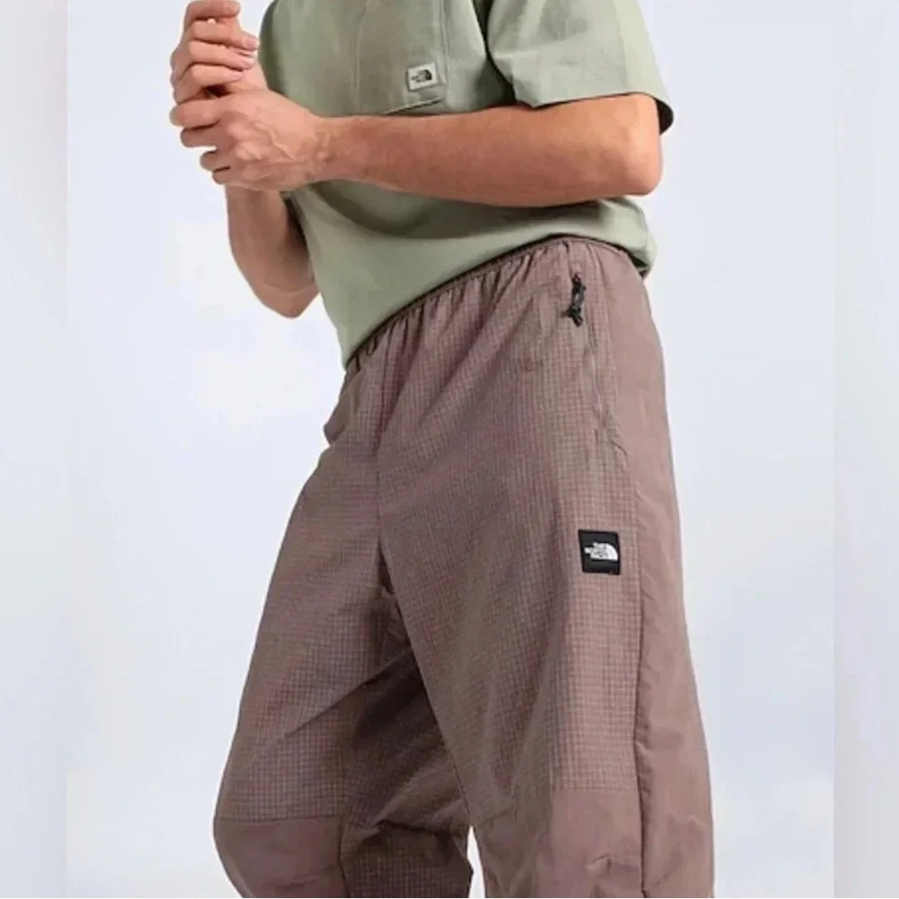 The North Face Convin Windwall‎ Nylon Tan/White Micro Check Pants Men’s XXL NWT